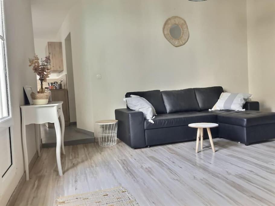 Appartement Avec Terrasse Centre De La Bastide Carcassonne Esterno foto